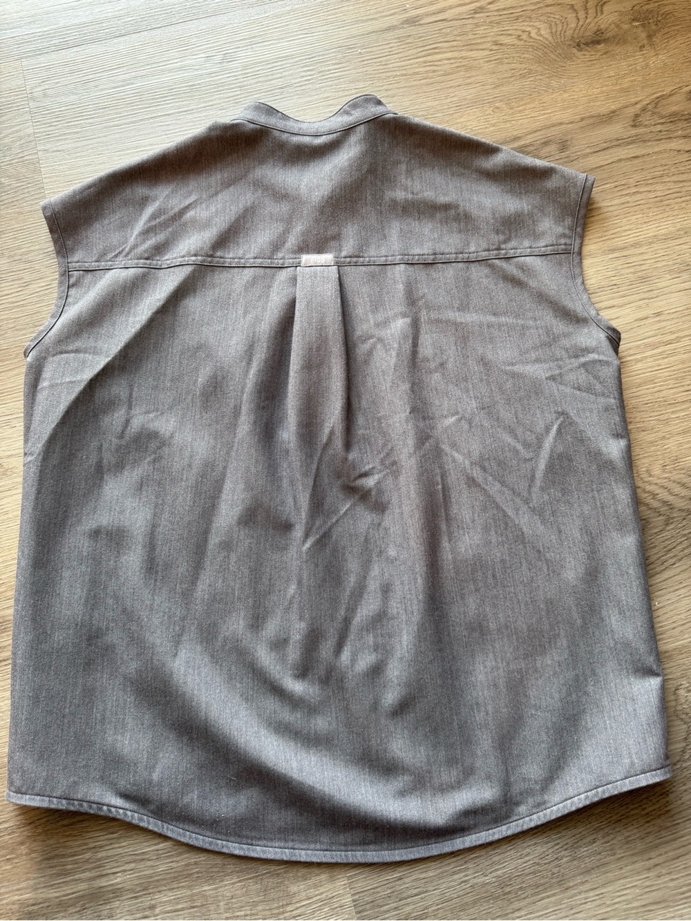 FIGS - Rafaela Scrub Top in Graphite Size XXS - Picture 3 of 3